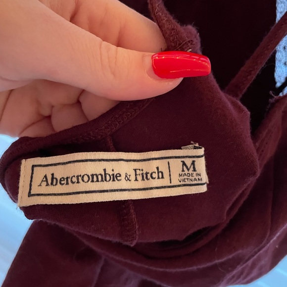 Wine colored body suit - Picture 3 of 3